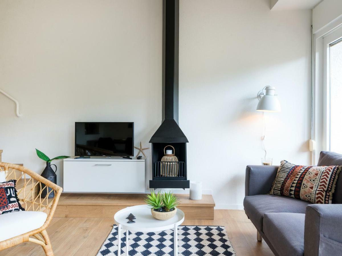 ベグールLa Vie En Rouge Sa Riera Duplex, Private Parkingアパートメント エクステリア 写真